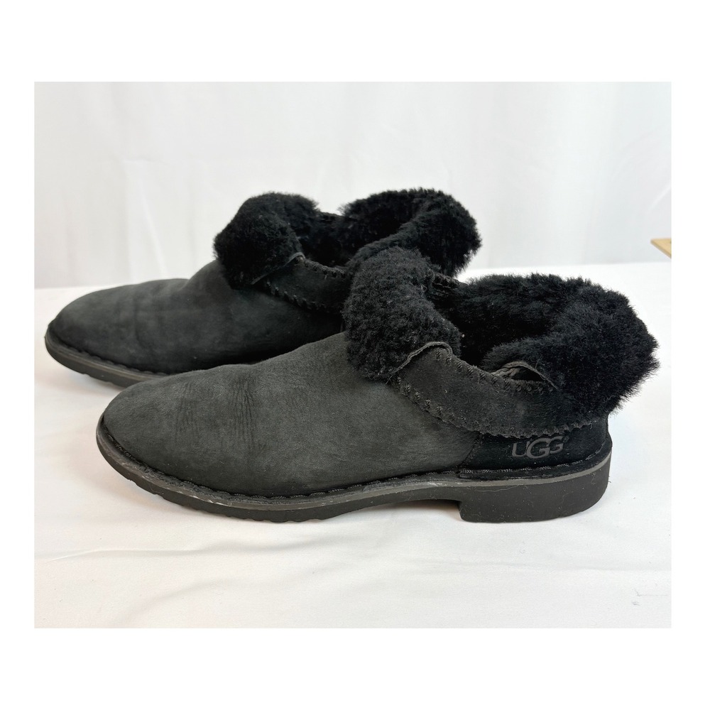 UGG Womens McKay Black Suede Shearling Collar Ankle Bootie Size 9